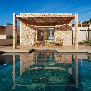 Amos Sea View Suite Private Pool